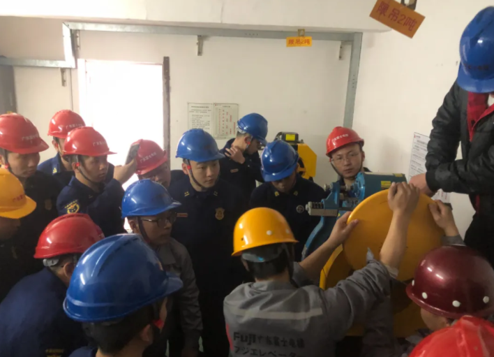 防风险 助救援 | 星空注册-星空(中国)
助力2024年湖南省消防救援队伍基层指挥员培训(郴州承训点) 防风险 助救援 | 星空注册-星空(中国)
助力2024年湖南省消防救援队伍基层指挥员培训(郴州承训点)